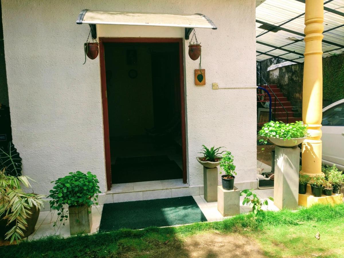 Villa Two Residence Dehiwala-Mount Lavinia Esterno foto